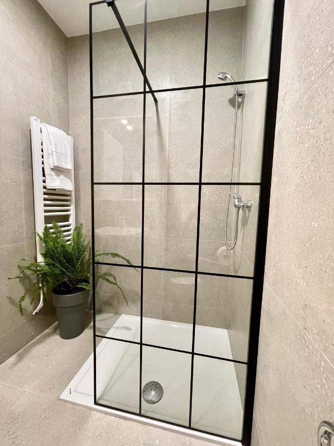 Legat Kuca Za Odmor Hotel Pale Esterno foto