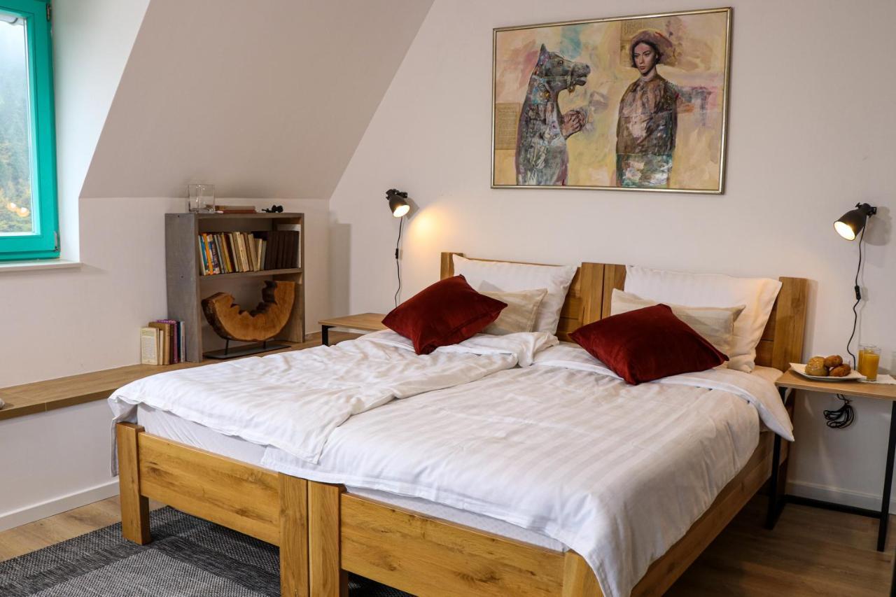 Legat Kuca Za Odmor Hotel Pale Esterno foto